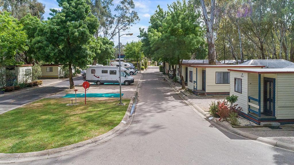 Wangaratta Caravan Park Esterno foto